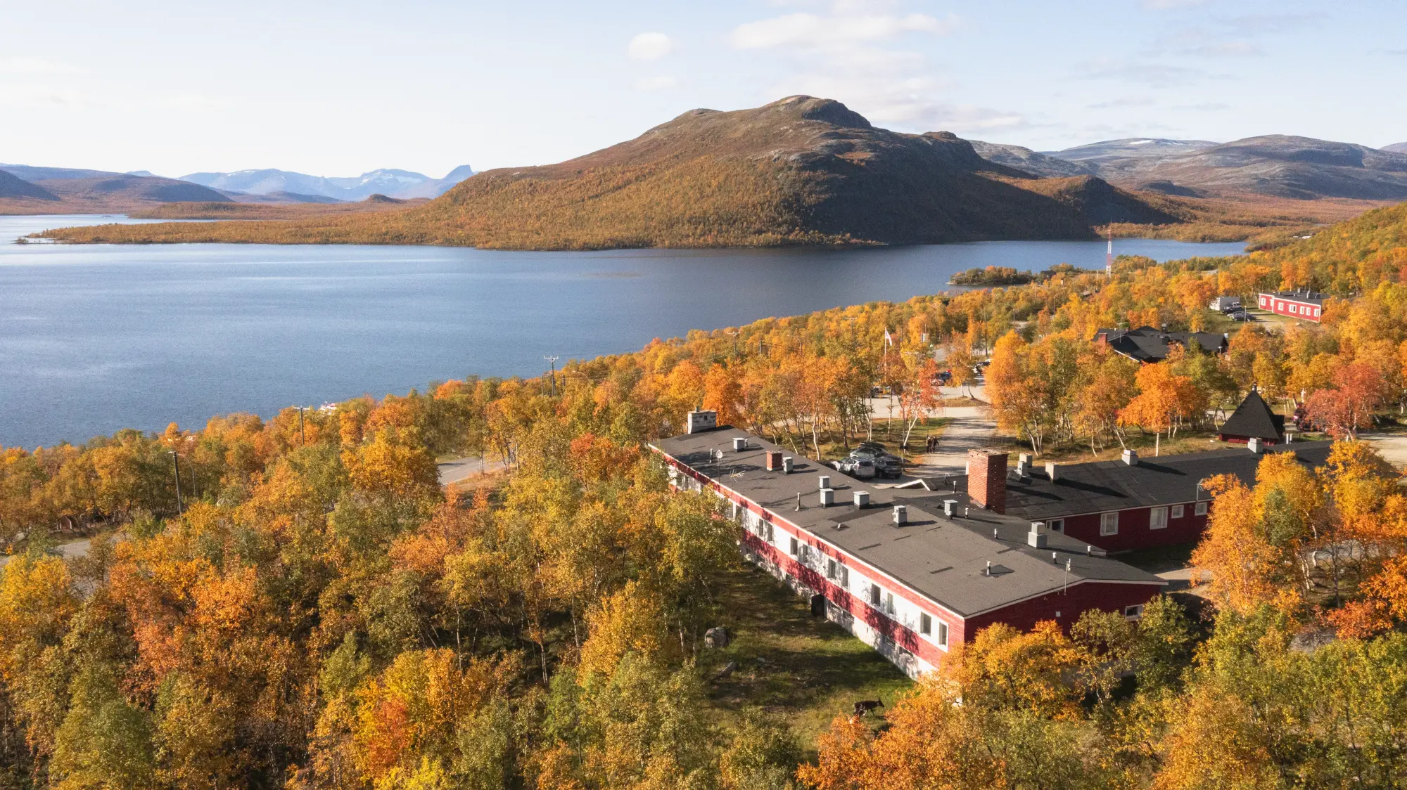 Kilpisjärven Retkeilykeskus offers affordable accommodation in Kilpisjärvi, close to the nature