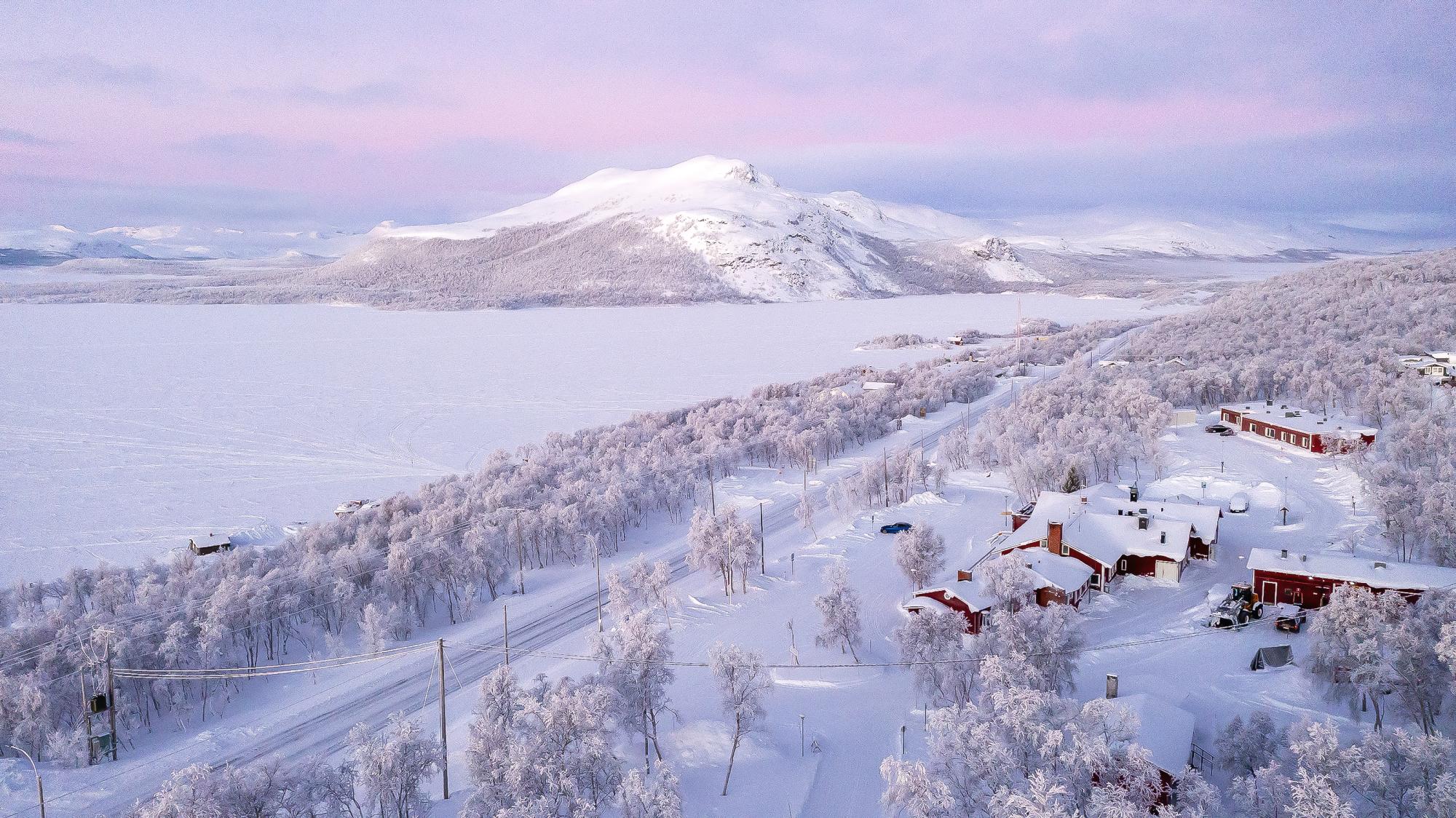 Kilpisjärven Retkeilykeskus offers affordable accommodation in Kilpisjärvi, close to the nature